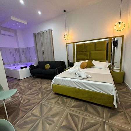 San Ferdinando Suite Room Неаполь Экстерьер фото