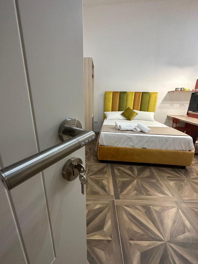 San Ferdinando Suite Room Неаполь Экстерьер фото
