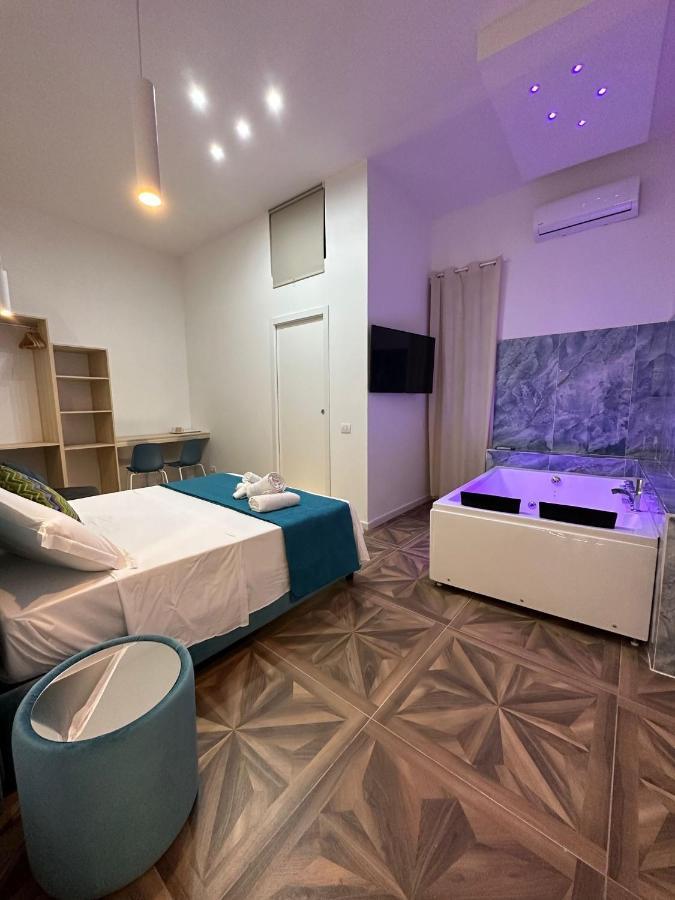 San Ferdinando Suite Room Неаполь Экстерьер фото
